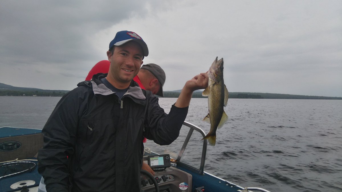 DgWildhuman's tweet photo. Great day but rainy... Result with 2 pike and 1 walleye catched in 25 feet on the Aylmer Lake last day! https://t.co/jyW275Vkpx