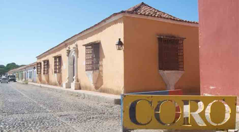 Un día como hoy en 1527 fue fundada  por Juan de Ampíes la Ciuad De Coro <a href="/NicolasMaduro/">Nicolás Maduro</a> <a href="/mprato594/">Mirian Yaneth Prato</a>