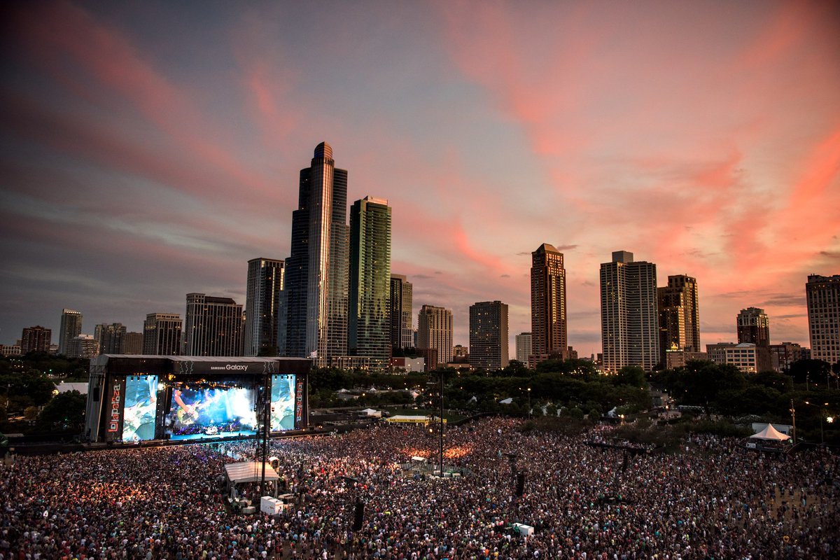 lollapalooza's tweet photo. 2 days 'til #Lolla!

Photo by @rhackleman https://t.co/GAARVN9lY8