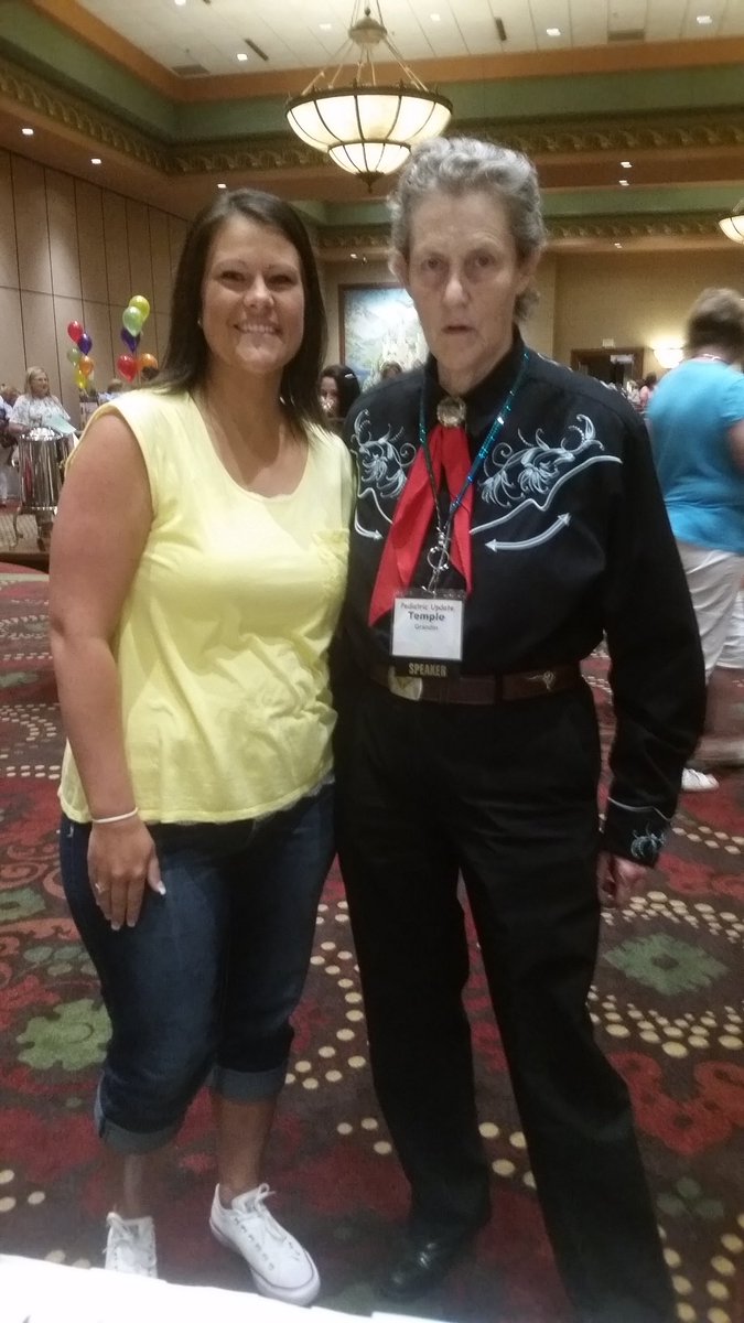 joann_hobbs's tweet photo. What an AWESOME Conference so far!!! Wonderful to speak with Dr. Temple Grandin! #DBConferences #DrTempleGrandin https://t.co/AcHtKmxZIF