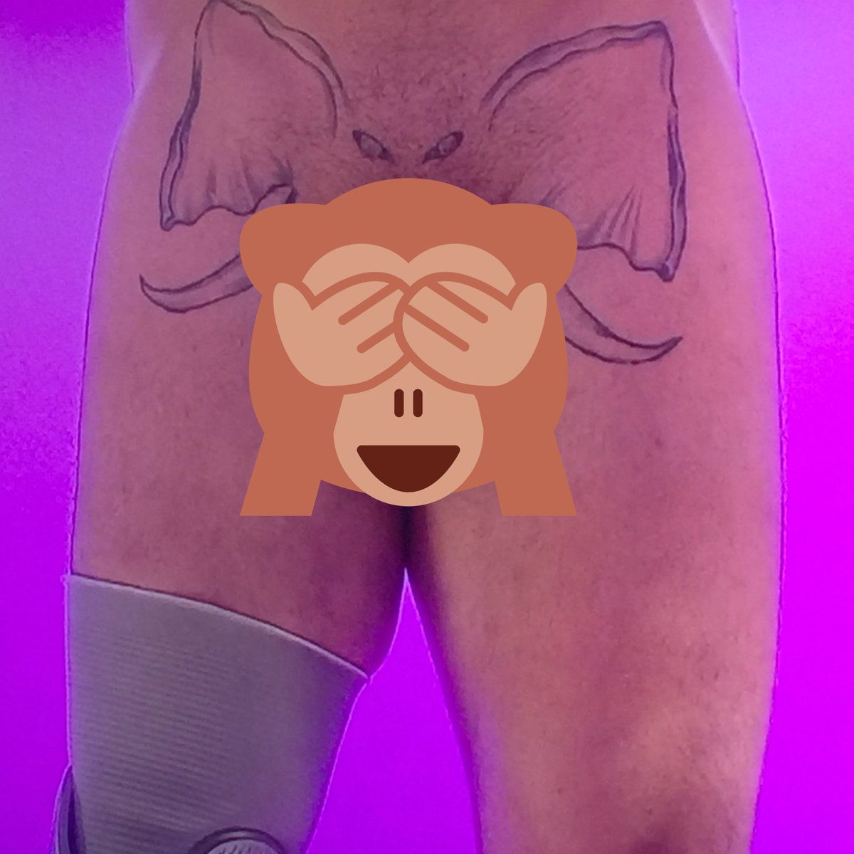 GoggleboxReview's tweet image. What the heck is this?!? #NakedAttraction