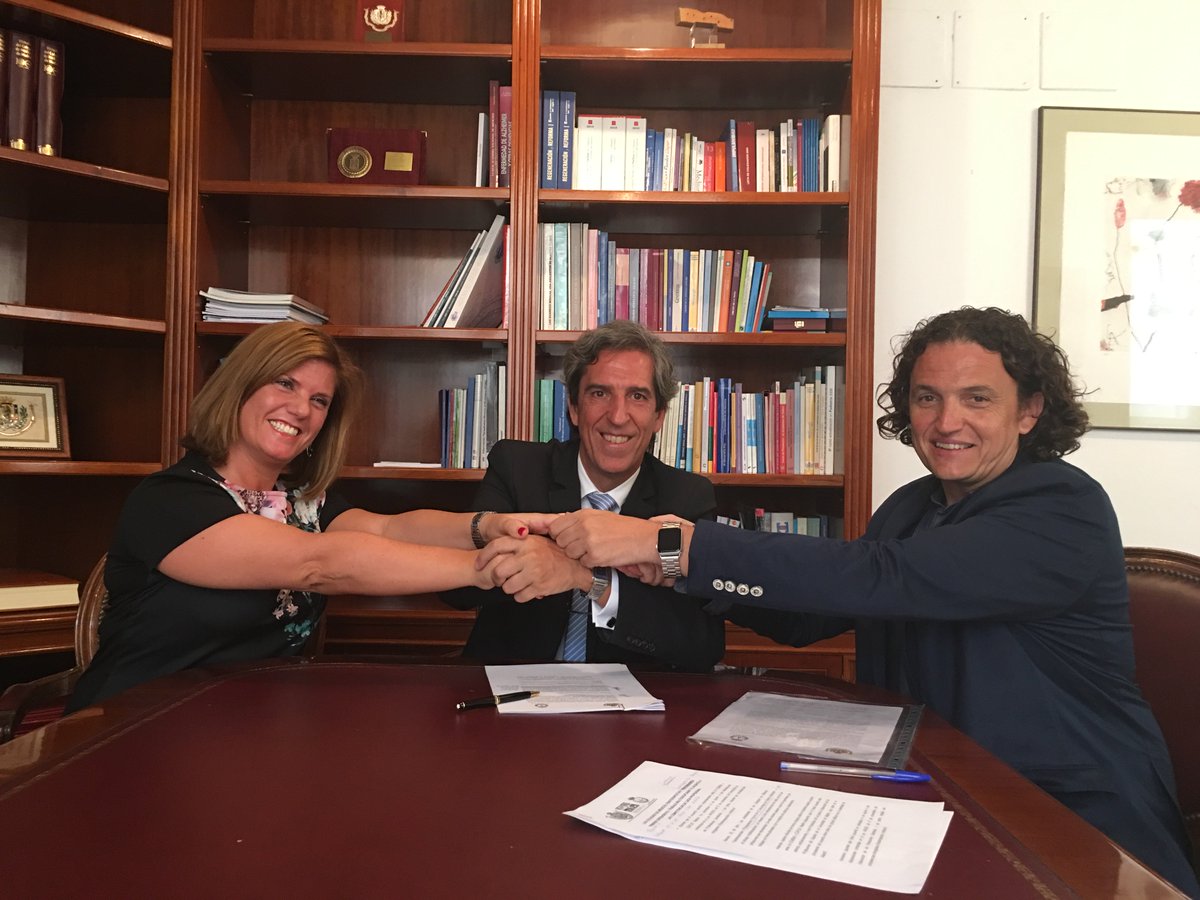 #ColegiosUnidos Defendemos trabajo multidisciplinar y respeto a competencias de cada uno cfisiomad.org/Pages/detalle_…