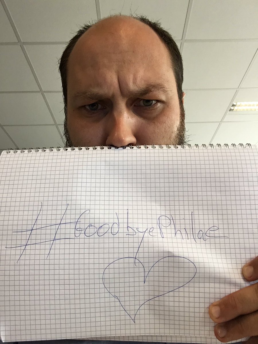lecontempteur's tweet photo. #goodbyephilae 😢❤️🌠🌌📡🔭 https://t.co/F9iDQJt5D3