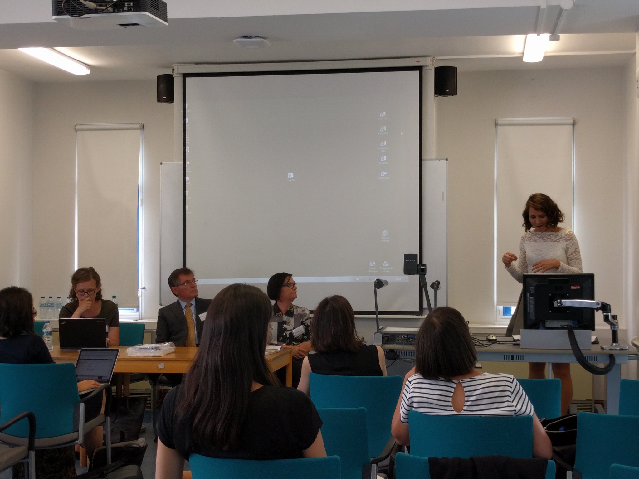 Session 2 on child protection from online risks in full swing. #LSEChildRights #IAMCR #GlobalKidsOnline https://t.co/yFgUoaI74E