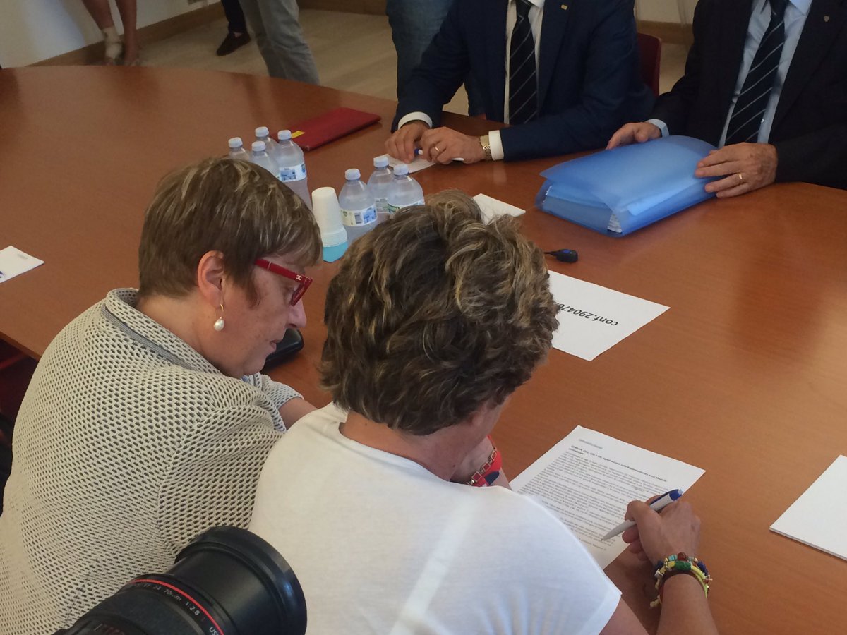 cgilnazionale's tweet image. Firma dell&apos;accordo su rappresentanza, modello contrattuale e relazioni industriali tra #CgilCislUil e @Confapi