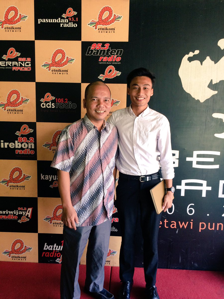 azhrkrm's tweet photo. Productive day, thank you Bens Radio 106.2FM for having us. Day 2 Internship Program #Disparbud https://t.co/kx45FlLfiH