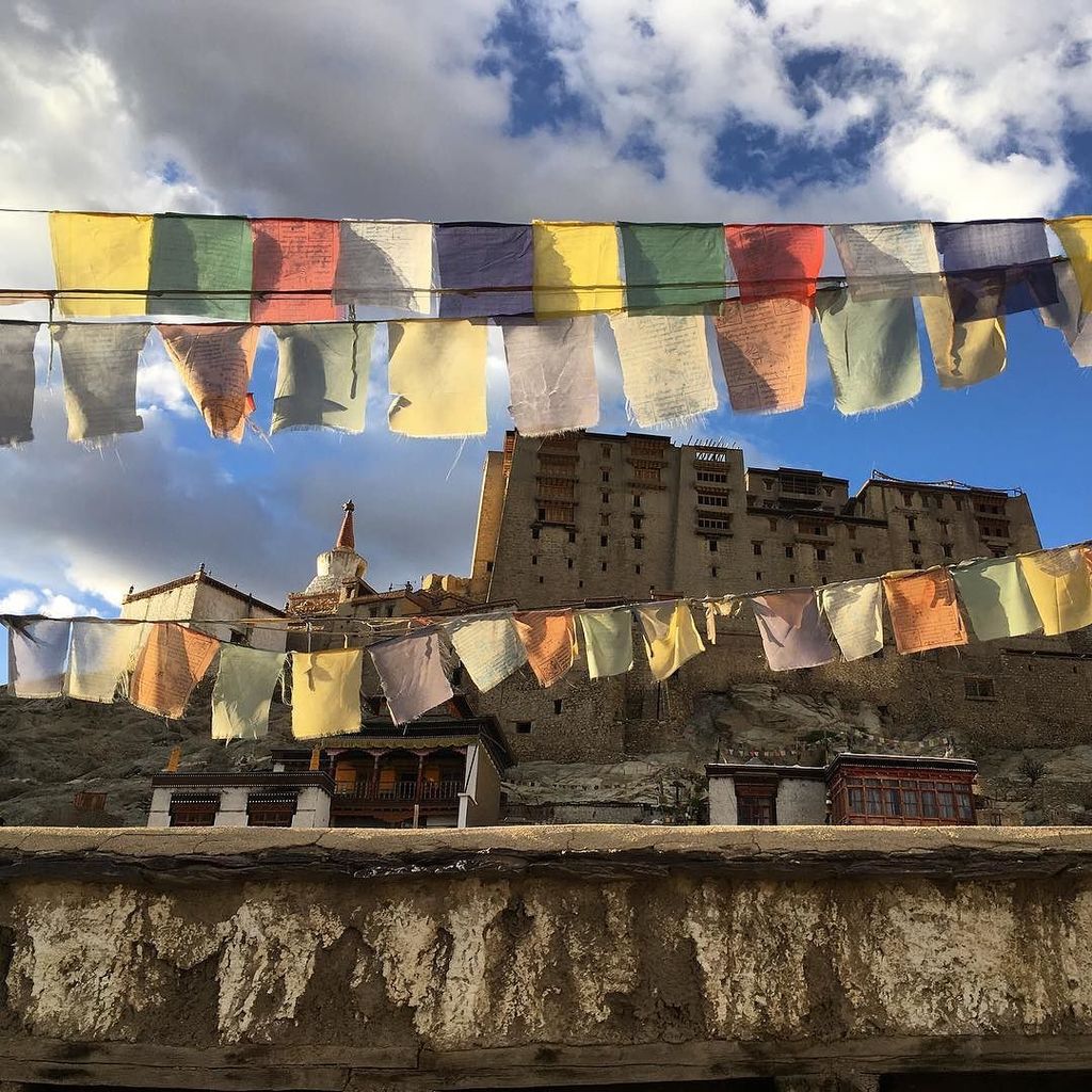 GennaMMason's tweet photo. Exploring the old city #leh #ladakh #usicomos #iep2016 #travel https://t.co/uQCTqpgQDt https://t.co/Agm87s5KHo