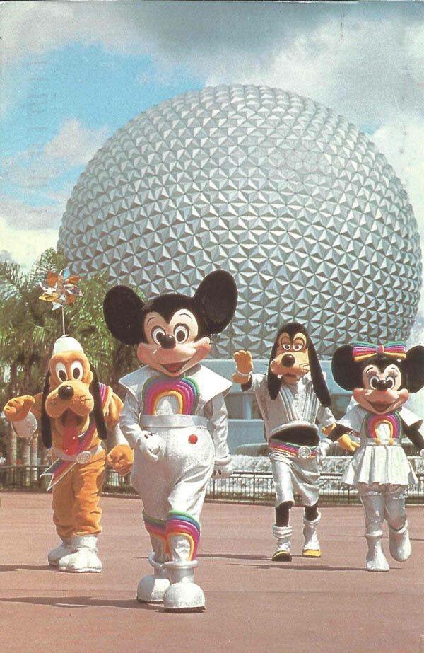 InsideTheMagic's tweet photo. Happy #ThrowbackTuesday Golden Age of Epcot Center https://t.co/oEEz7mgORb