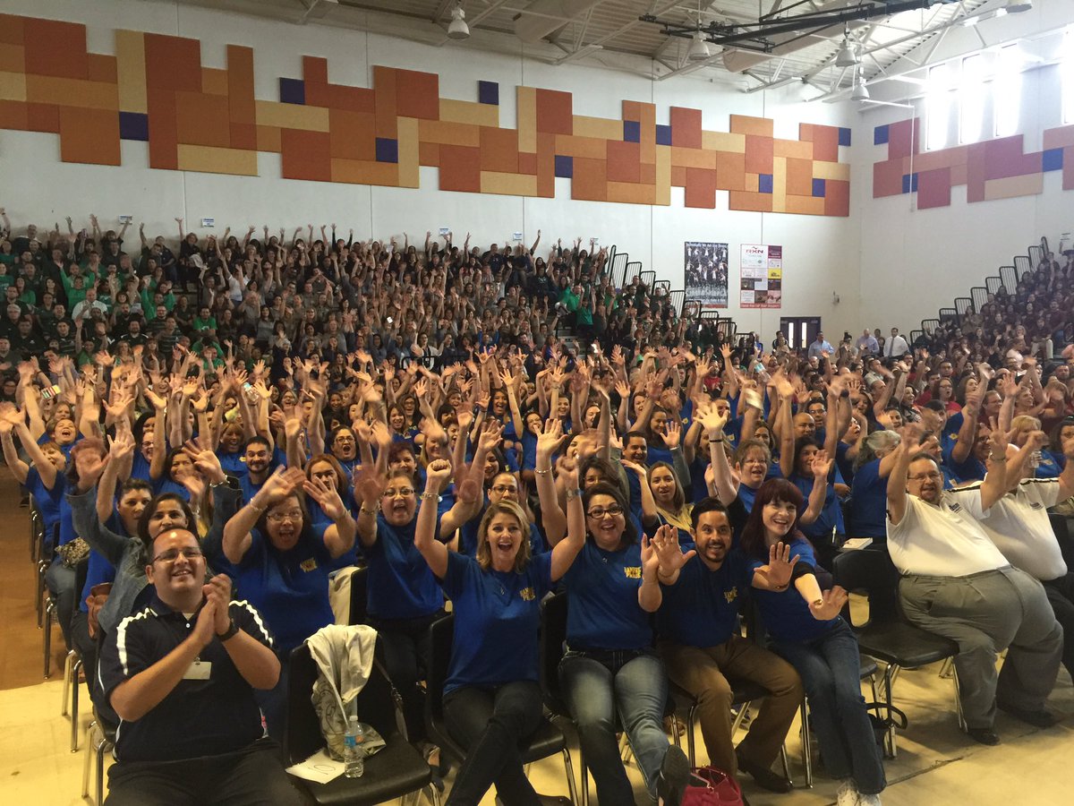 El Dorado, Montwood, &amp; Pebble Hills feeder patterns fired up &amp; ready to welcome back our AMAZING #TeamSISD students!