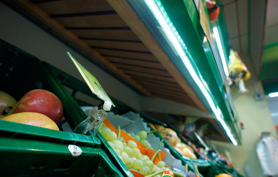 gelforsl's tweet photo. #Alimentación e #Iluminacion. Conoce las ventajas del uso #LED en productos frescos https://t.co/iMLuIrHwjY https://t.co/kEAs7eRGwQ