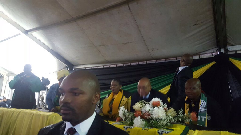 MYANC's tweet photo. President Jacob Zuma welcomed by thousands in Inchanga, ward 4 of eThekwini, during a mini rally https://t.co/Trtzw3okz1