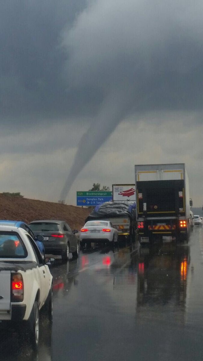 tracy_dardis's tweet photo. @5FM tornado Benoni https://t.co/lxInlR7CHQ