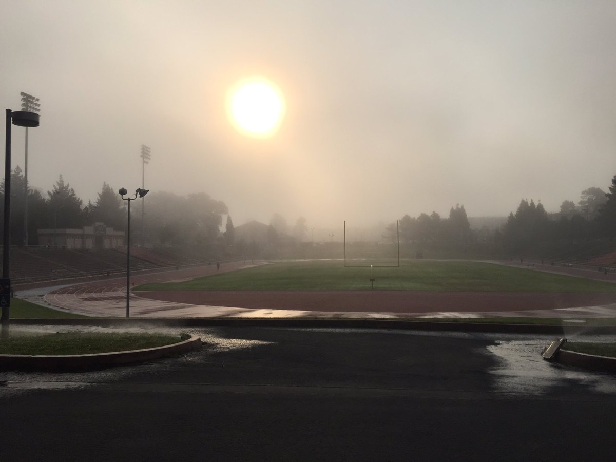 Chasing180's tweet photo. Good to do The Work while sun rose thru #KarlTheFog nice having @pencoyd+ @brandongador out at Kezar for Cutdowns! https://t.co/Gb3YrCpZWX