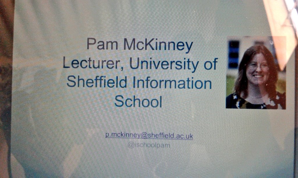 azoubig's tweet photo. Pam Mckinney a la parole : webinaire sur la maîtrise de l'information.
#infolit #newlibgc #kebetu #bibsen https://t.co/n6yv11QO28