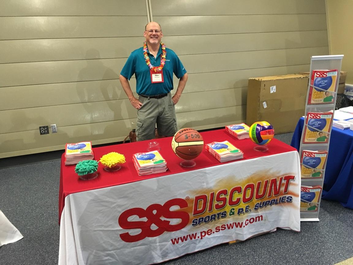 SSWorldwide's tweet photo. We're here at the #PEInstitute16 with @pecentral featuring our online #PDcourses &amp; onsite workshops #physed https://t.co/25gEXcluOK