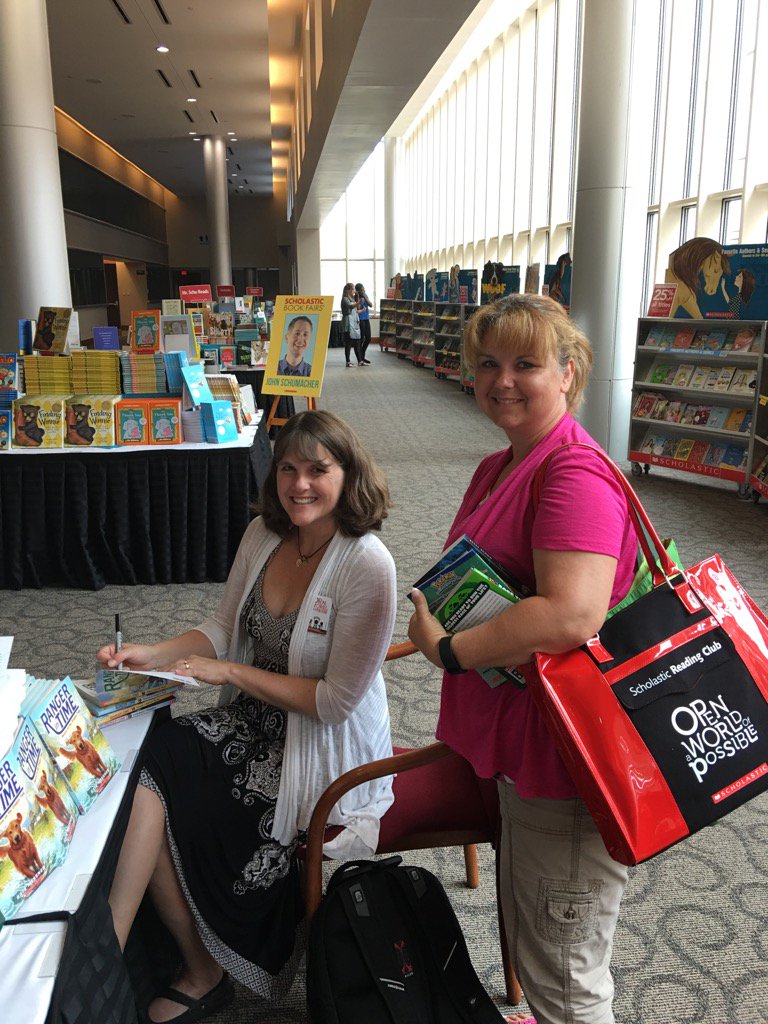 thopkins744's tweet photo. Kate Messner signing books at #readingsummit Looking forward to hearing her Keynote. https://t.co/bFSTU88sIF