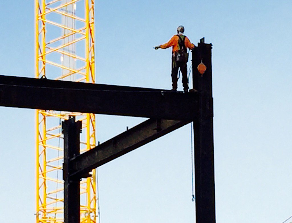cwnevius's tweet photo. #sfscene The beams go up at Moscone renovation. https://t.co/PxxvCKFuUM