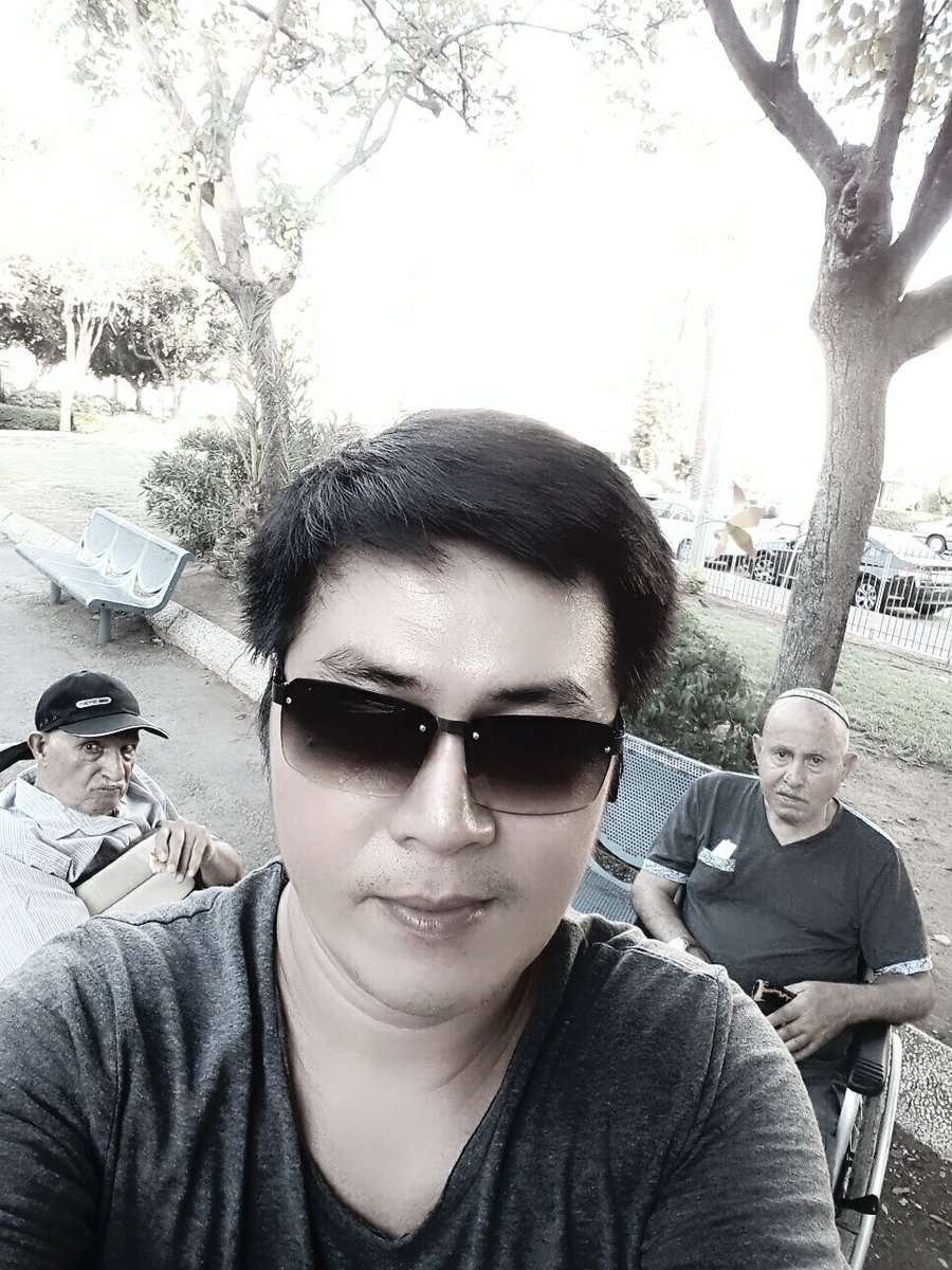 donzking012's tweet photo. Here @ park petah tikva with my alaga and friend..

I💙Israel
I💙Philippines https://t.co/1UxULp7fpi