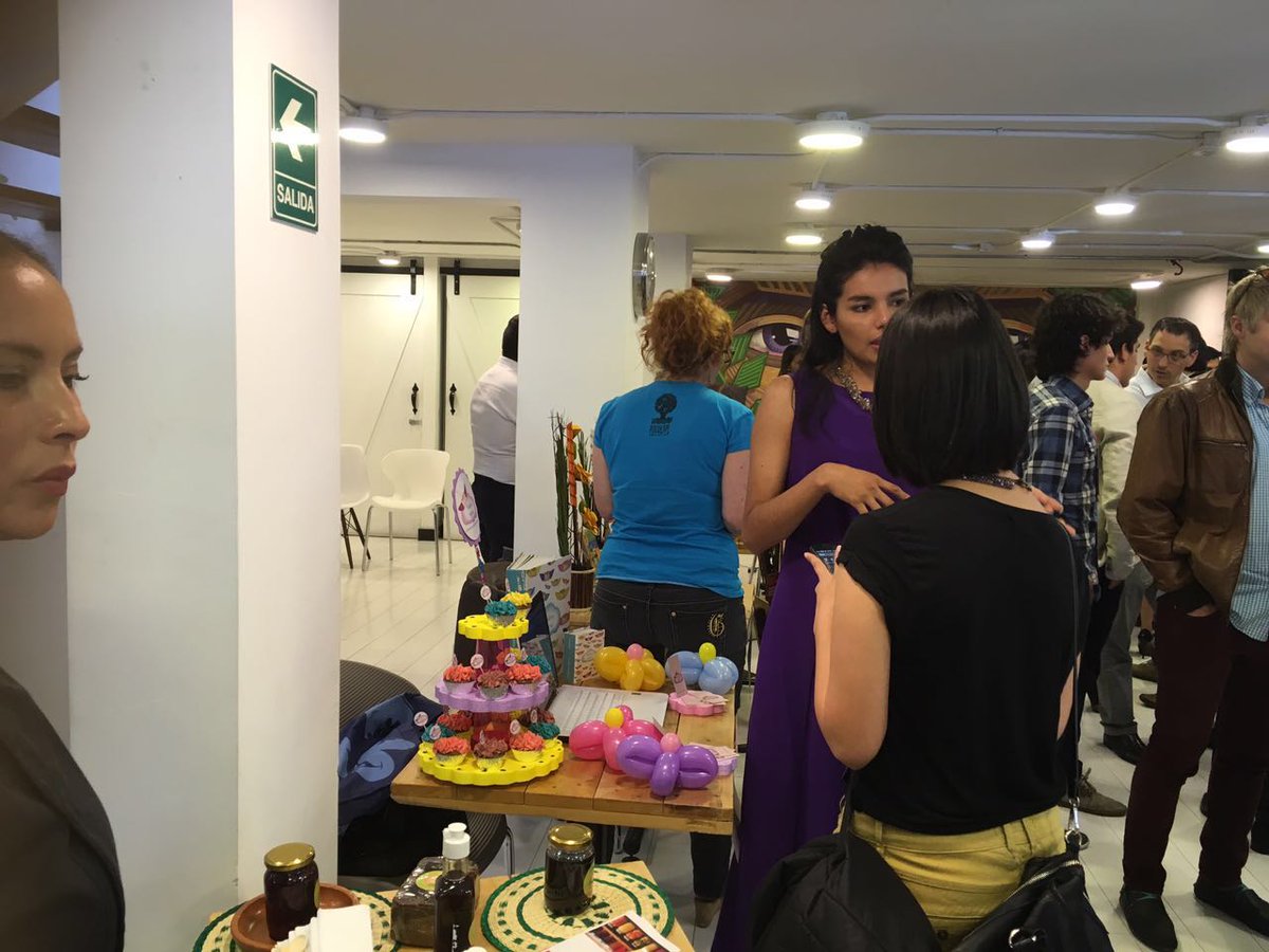 aeiecuador's tweet photo. Impacto Quito! Porque los emprendedores deciden estar aquí - Casos de  Éxito ! @IMPAQTOec #FeriadeEmprendedores https://t.co/EG3h2byVfZ