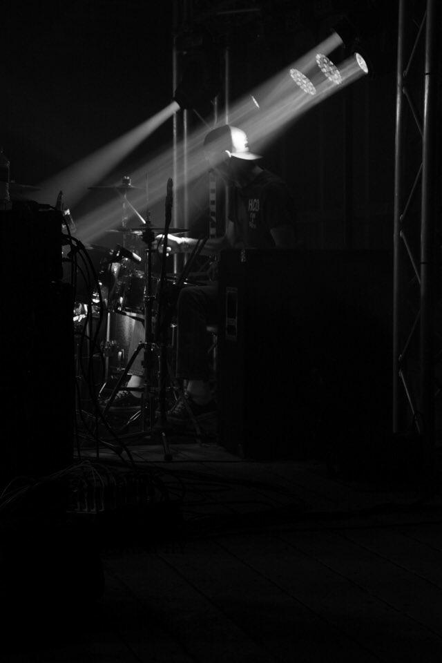 Sundays_Band's tweet photo. That's what you call on the ball &amp; looking sharp. @mffireworks was the highlight of our 5 years of playing!! #Live https://t.co/foWXhqsORO
