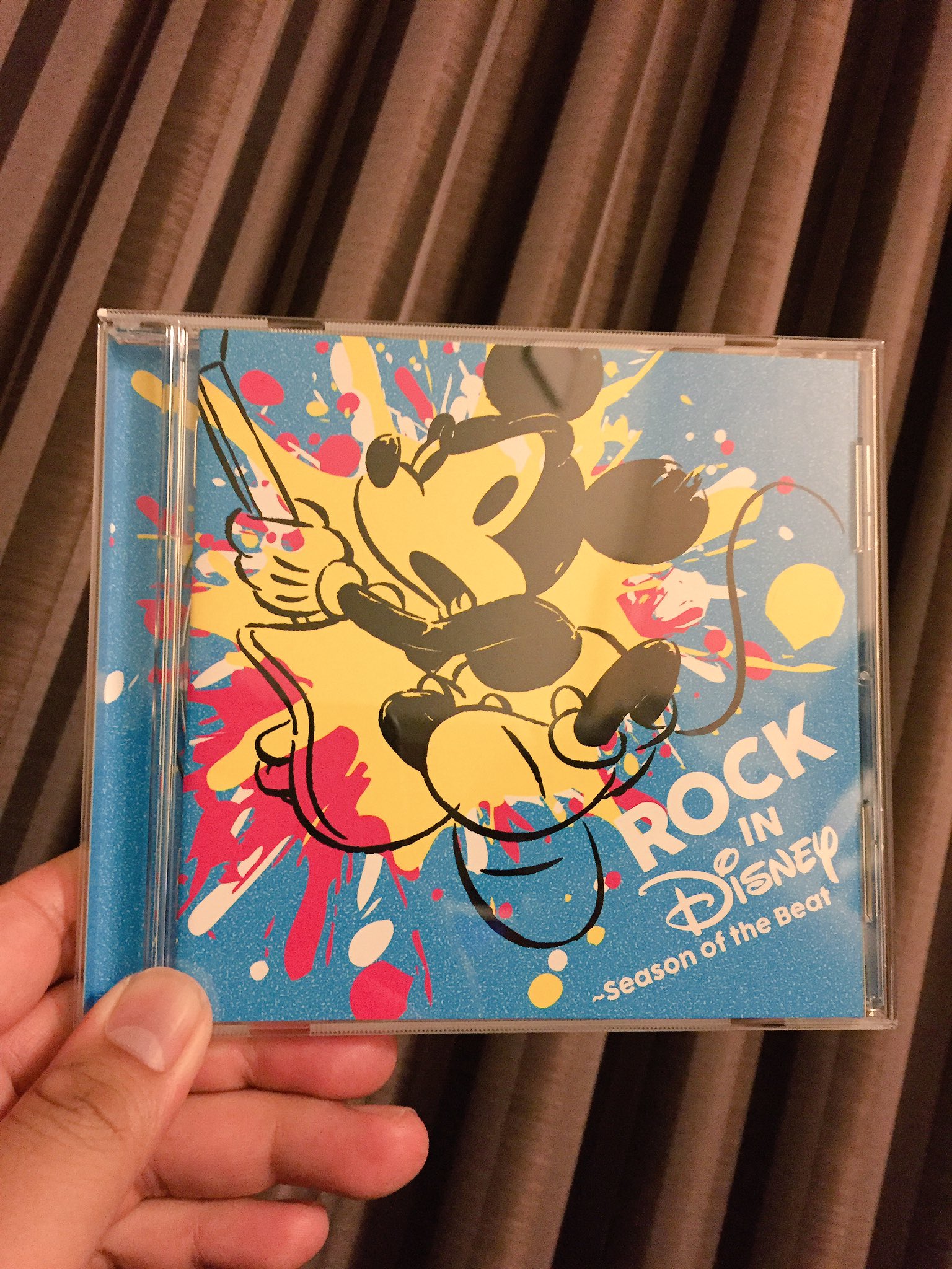 Bentham ベンサム やあ みんなロック イン ディズニーは聴いたかい Benthamの ユール ビー イン マイ ハート ターザン は ただただ疾走感 そして途中のラガビートでドロップして最後はオールウェイズだっ 笑 聴いた人ならわかるよね