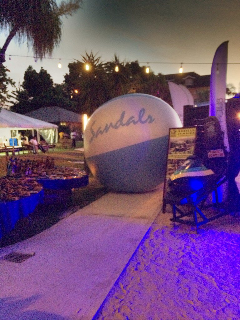 Party <a href="/SandalsResorts/">Sandals Resorts</a> #LivefromOchi  #SoOchi <a href="/Todays1019/">Today's 101.9</a>