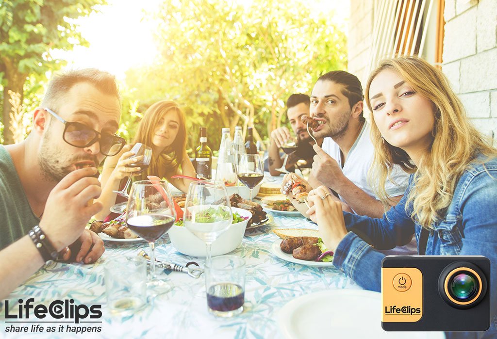 LifeClipsInc's tweet photo. Picnic, anyone? #sharelifesmoments#picnic #summerfun #lifeclips https://t.co/elLrkyU3jK