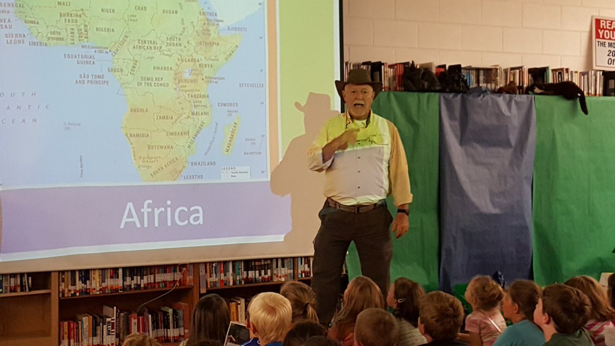 klbteacher's tweet photo. #teachfentress #readtobereadytn 
Big thank you to Jim Buck from Progressive Savings Bank for joining us. https://t.co/j5M3T0ceO0