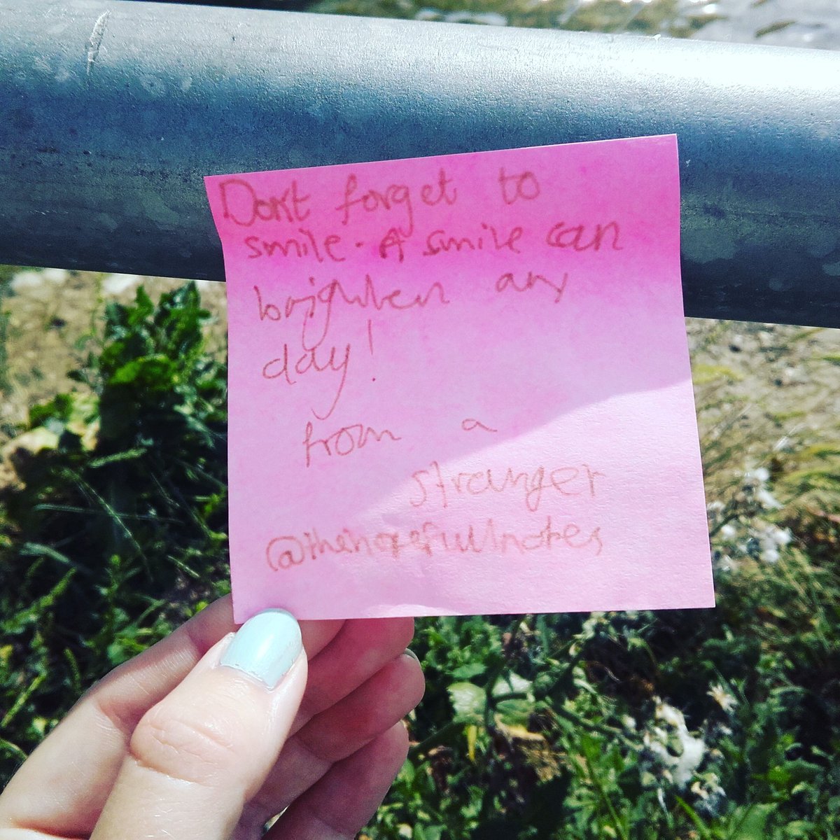 blondecharm's tweet image. Found this in Shoreham today @TheHopefulNotes #thehopefulnotes #positivity #love #life