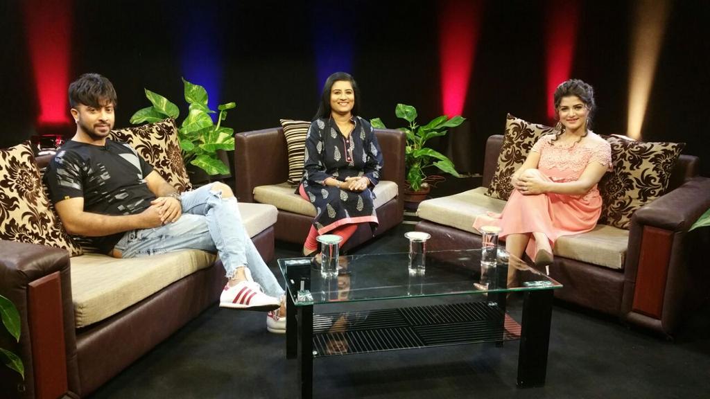 4d4c28c24bd545c's tweet photo. Shikari stars in Bix office, 28 July, Thursday, 2.30 pm on 24 ghanta. @EskayMovies @srabantismile @24ghantaonline https://t.co/SSKT9pVMCP