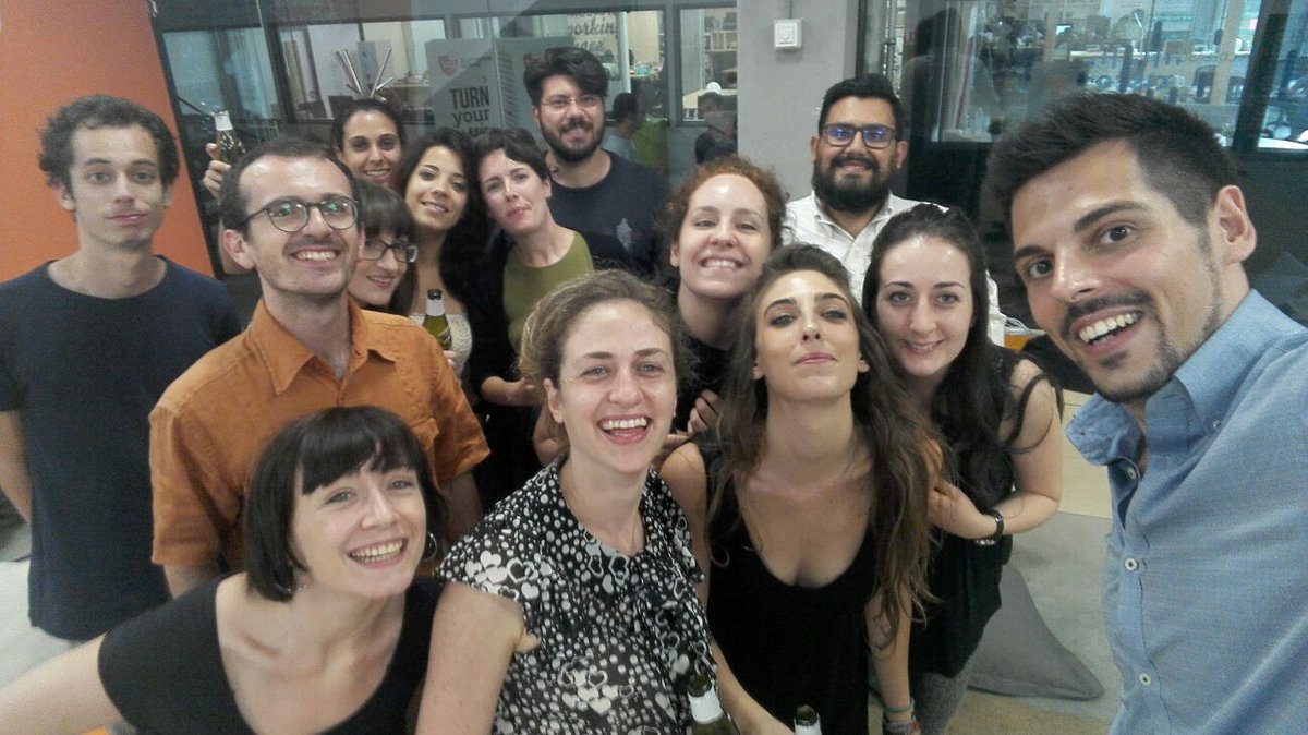 TSorichetti's tweet photo. #ux master vi abbiamo tenuto sulle spine, eh? Da ora, MASTERIZZÀTI (doppiamente, per me) #future #Experience #Milano https://t.co/FdPVApBK55