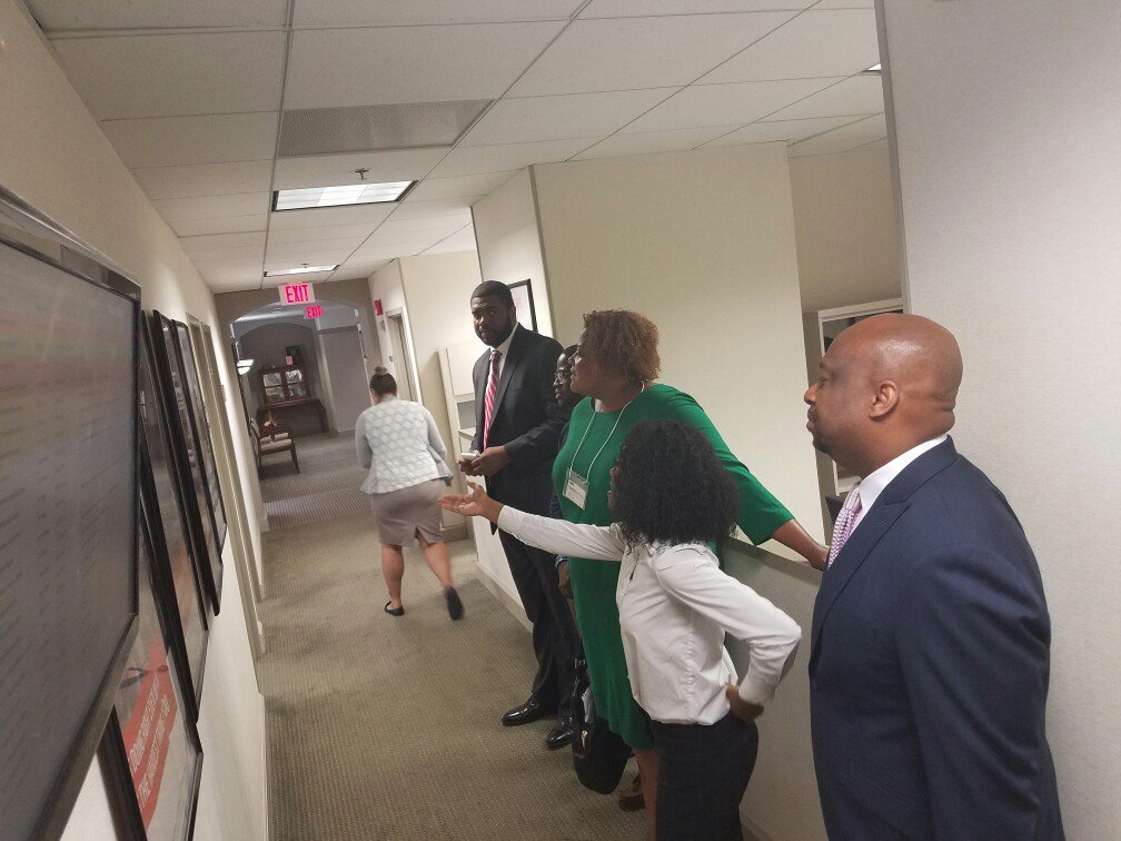 Enlightened_Inc's tweet photo. #SYEPIntern gives @DMGEOSnowden  explains our internal branding:  Innovation/Inspiration/Intensity/Intelligence https://t.co/9z7UCcr58W