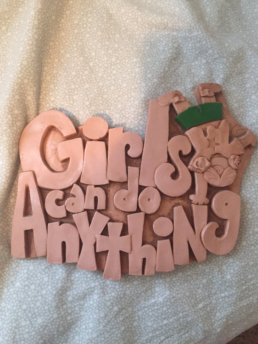 queencandyleigh tweet picture