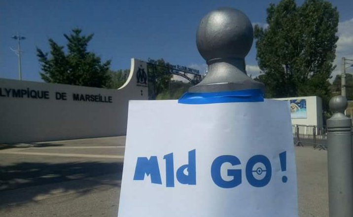 AlexCarterDavid's tweet photo. A #Marseille on ne chasse pas les #pokemon ( #PokemonGO ) mais #mld ! #mldfuera . Sauvons notre #OM #TeamOM https://t.co/r8Y3yHk6db