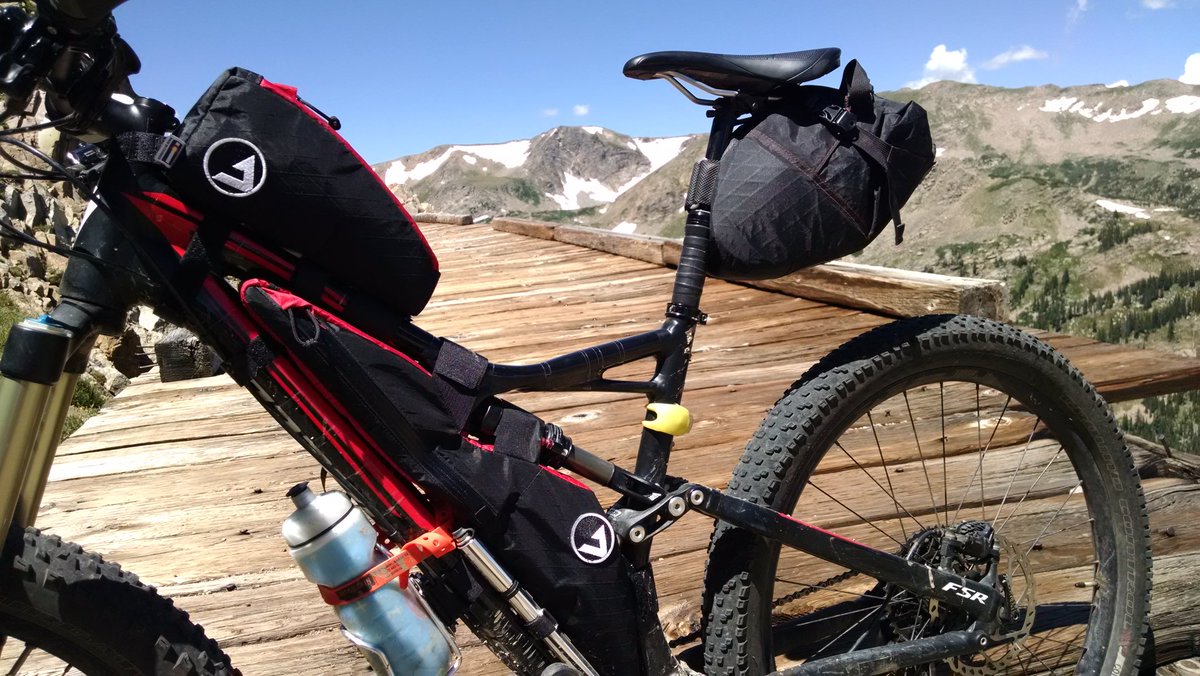 bikepedbrian's tweet photo. Seriously awesome custom frame pack  from Joe at @JPaksLLC + the Fatty SnackPak goes perfectly on the SJ 6Fattie! https://t.co/vmTHbNd6mj