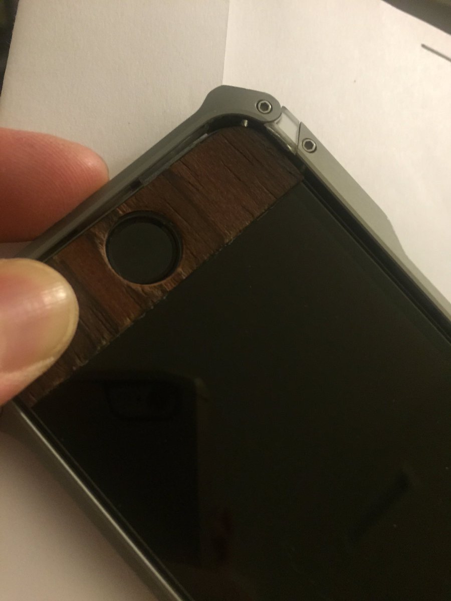 jameslieu's tweet photo. @ElementCASE Hey! Loyal customer; having loose case issues on Sector 5 and Solace; any thoughts on how to fix? https://t.co/iUR3Ud580S