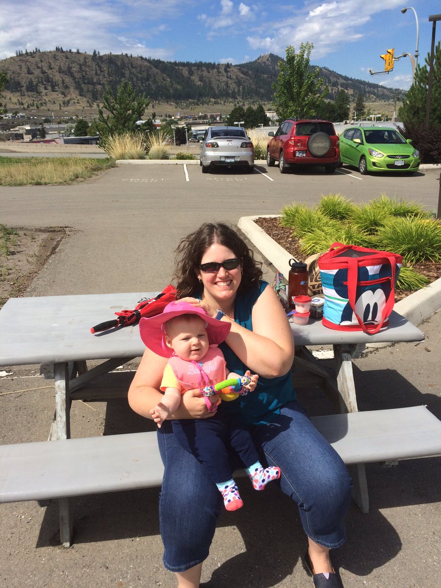 HotKeever's tweet photo. Quick lunch stop in sunny Kamloops #MFV2016 https://t.co/JVUrdA36zM