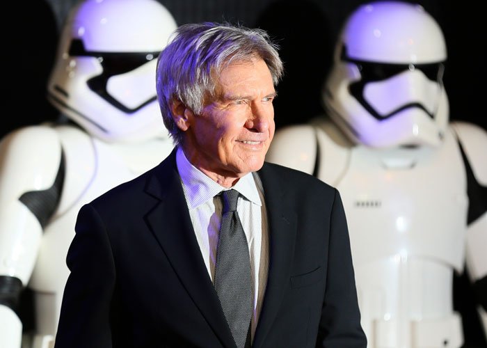 BusInsDRok's tweet photo. #StarWars is make-believe, but Harrison Ford's leg injury was real. https://t.co/LNSMEOVrSw @BusInsRLenihan https://t.co/tUYvRu6e70