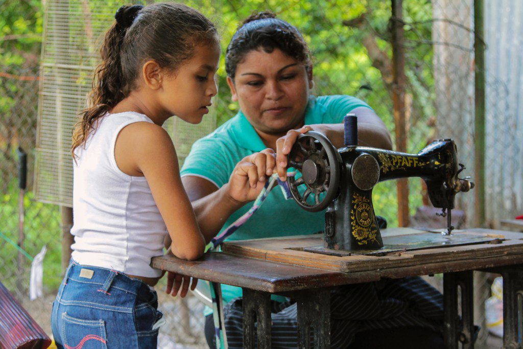 JMulsonProject's tweet image. Seamstress jmulsonphotography.wordpress.com/2016/07/26/sea…