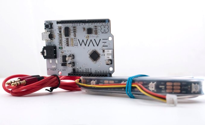 BreadBroTech's tweet photo. Wave is nearly ready for launch on #Kickstarter! #Learn #Programming while you #Create #Music Responsive LED #Art https://t.co/26lFEv5d1J
