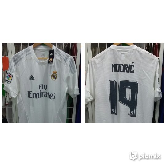 Madrid home 15-16 size M BNWT
#19 Modric original player size
475rb