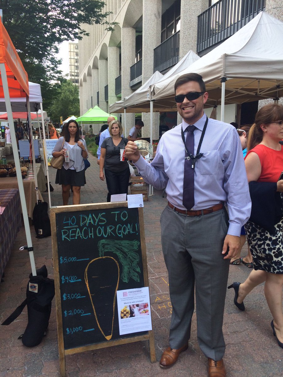 FRESHFARMDC's tweet photo. Love this @FRESHFARMCrystl shopper who donated #matchingdollars! Donate & you could win a @FarmlandFeast tx! https://t.co/TJgxnPLuag