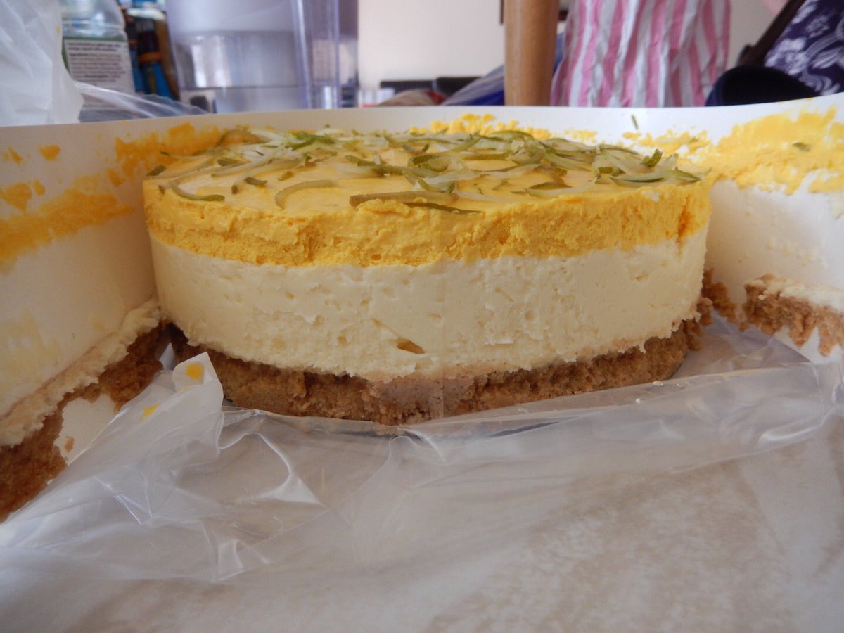 mooloolaba's tweet photo. @EnglishCC 
Hoping for some success here?Please let me know how my cheesecake disaster will be resolved?ECC-256112 https://t.co/0RmmCE1EoF