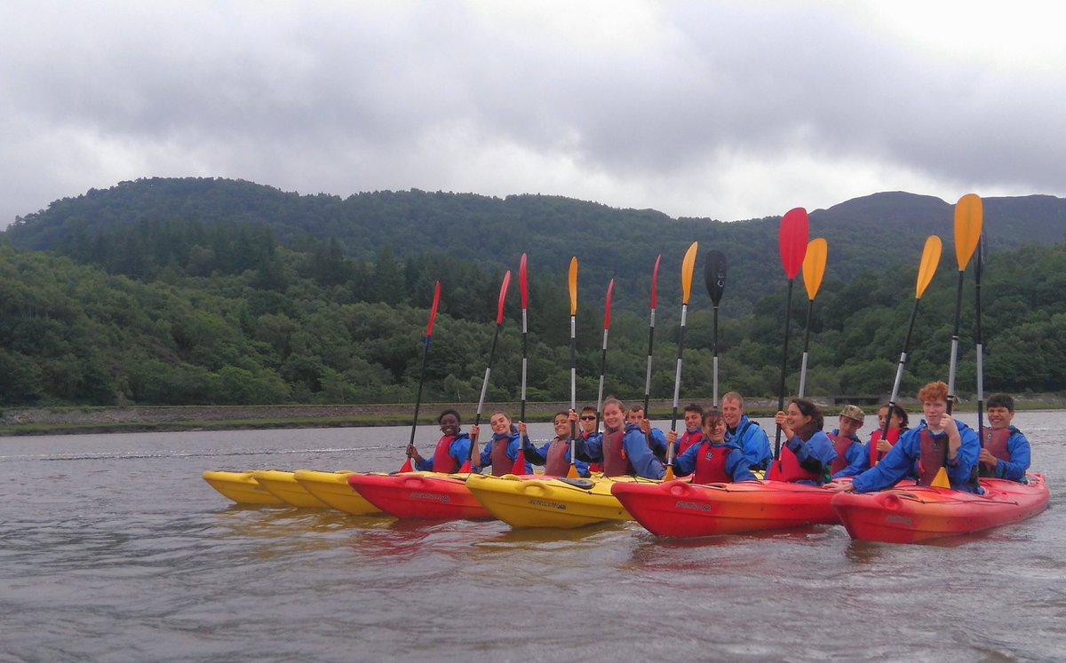 WillKilgore_OBT's tweet photo. #seriousadventure for Hahn team starting their expedition on the Afon Mawddach @OutwardBoundUK https://t.co/OAhyW41Nhx