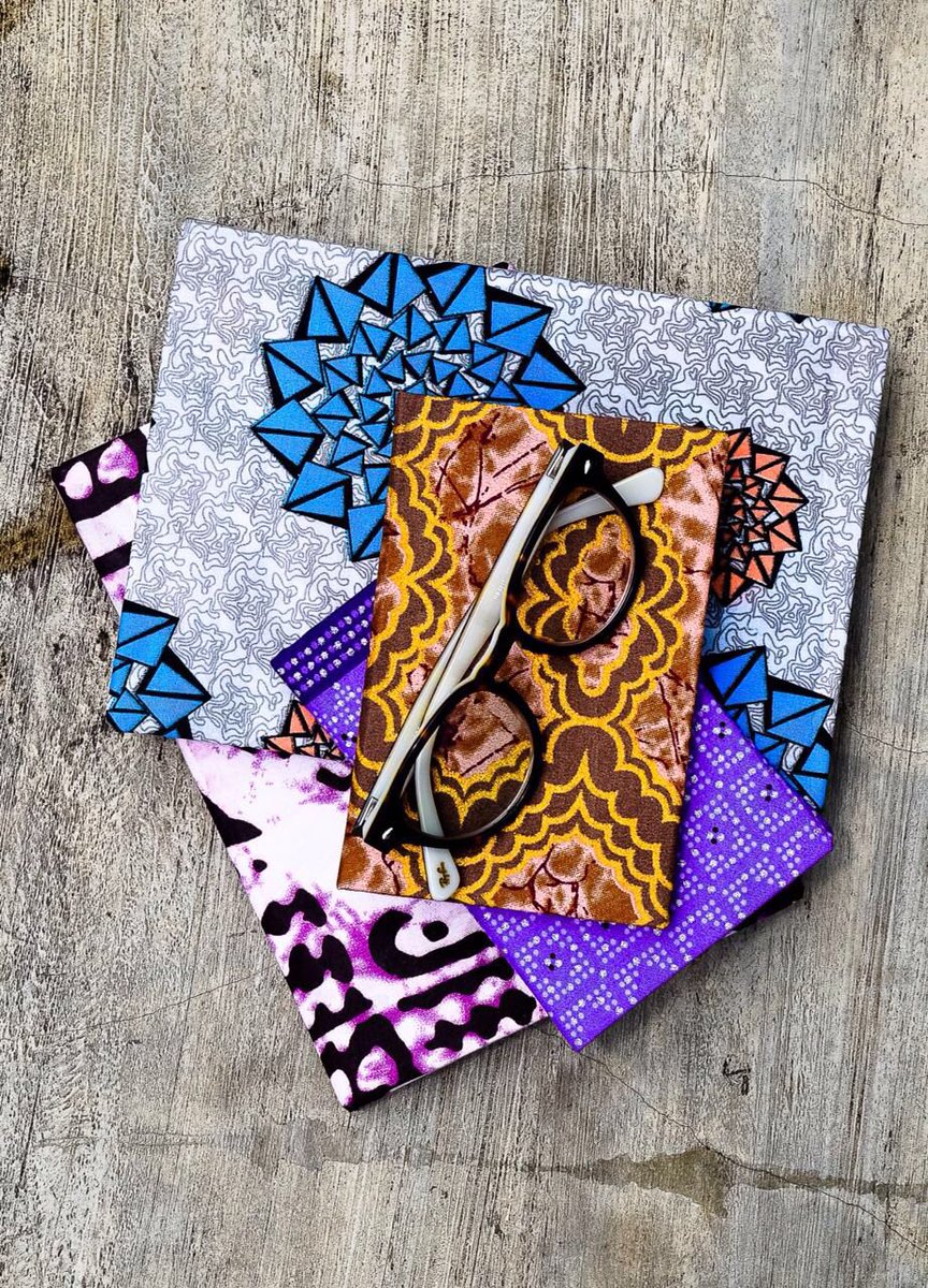 _Ujuuu's tweet image. Hey guys , you can get your African print books from @_Asma_I . She'll also be selling them at #KONAMII2016 . Pls RT