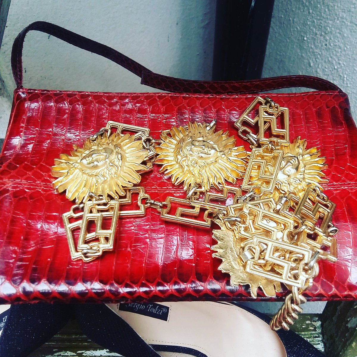 Another swish done! Well done you thrify lovelies #brighton #clothesswap #swish #ecofashion #thrifty #ragsrevival