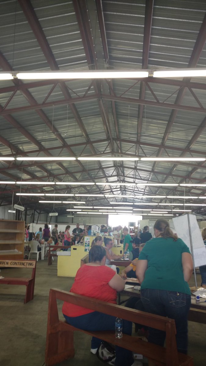 sushix8's tweet photo. @Stearns4H  project judging https://t.co/Od5BKQlICv