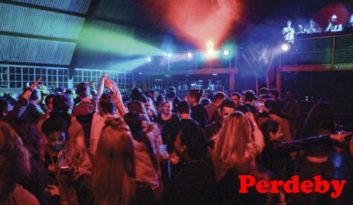 Curlitizia’s Around the World: local makes a comeback: perdeby.co.za/sections/news/…