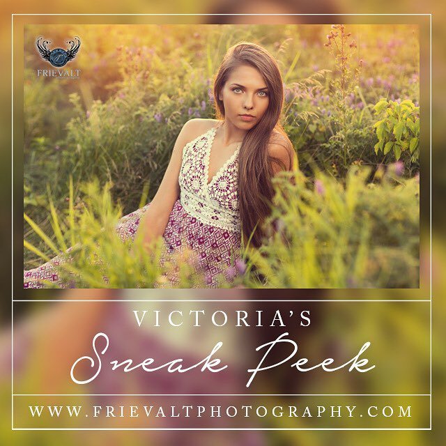 danfrievalt's tweet photo. The stunning Victoria!! #sneakpeek #frievaltphoto #artisticseniorpictures #bohochic #deper… https://t.co/6m27tB0h6D) https://t.co/oV15246gMV