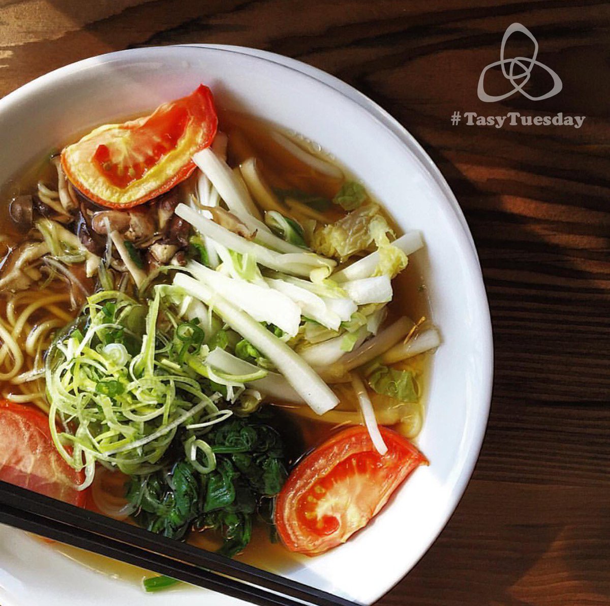 KickSync's tweet photo. This week's #TastyTuesday featuring @MarukinRamen! #pdxeats #nom #bestofpdx #portlandfood #foodie #kicksync #ebay https://t.co/vlPOcxLR0W